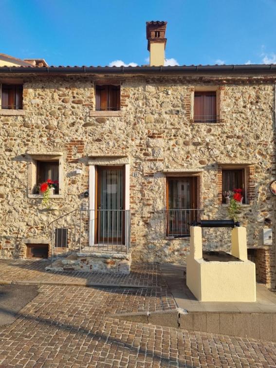 Apartamento Eloisa E Abelardo Pove del Grappa Exterior foto