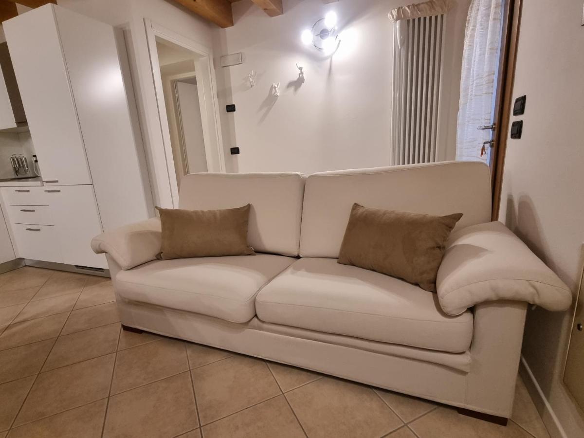 Apartamento Eloisa E Abelardo Pove del Grappa Exterior foto